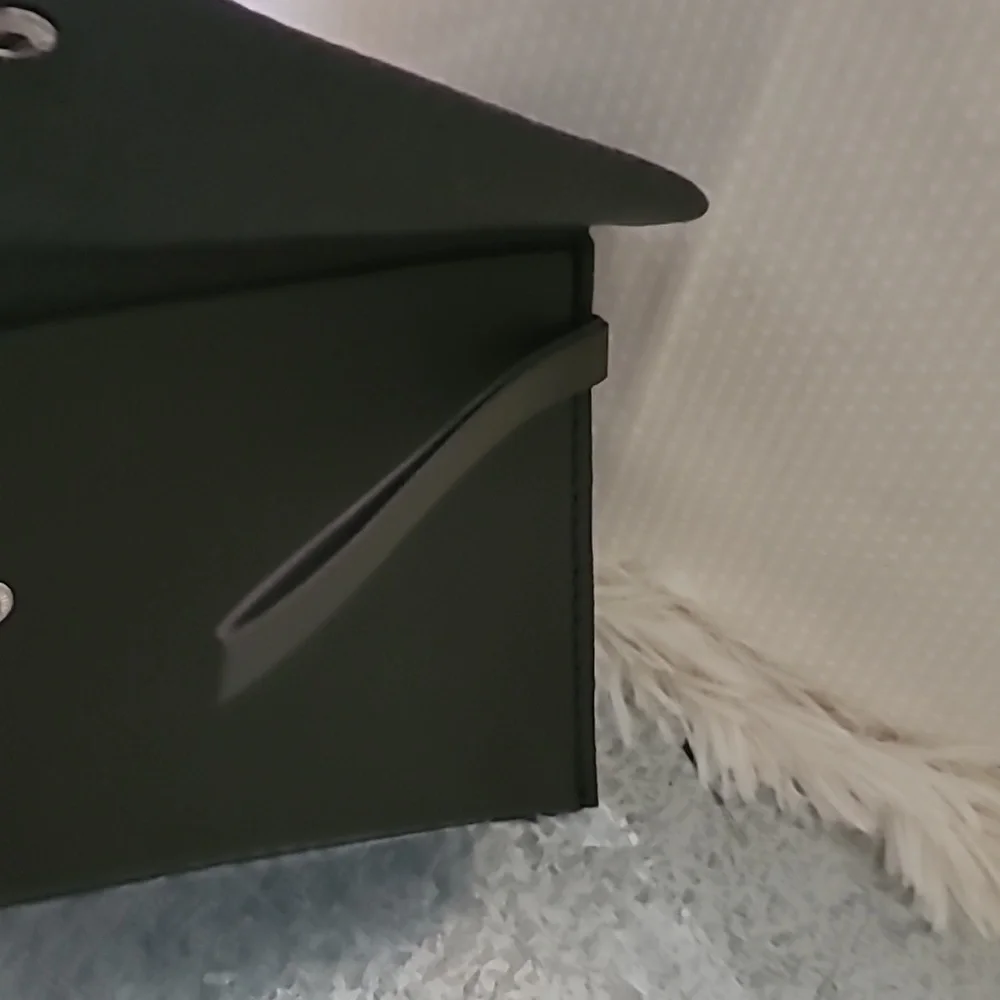 Makeup Brush & Case - Picture 7 of 7